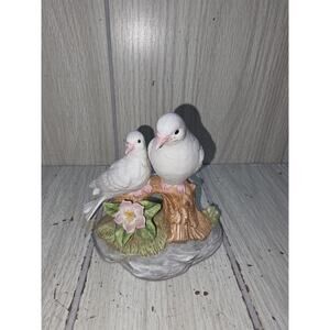 Vtg Hand Painted Love Doves Bisque Porcelain Figurine Two Birds Tree Branch